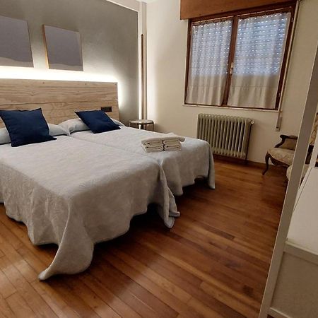 Villa Isabel 2 Llaves Арриондас Экстерьер фото