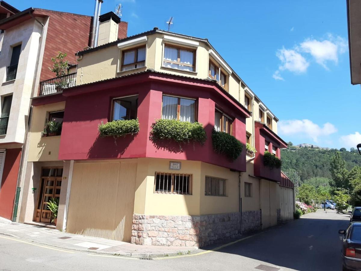 Villa Isabel 2 Llaves Арриондас Экстерьер фото