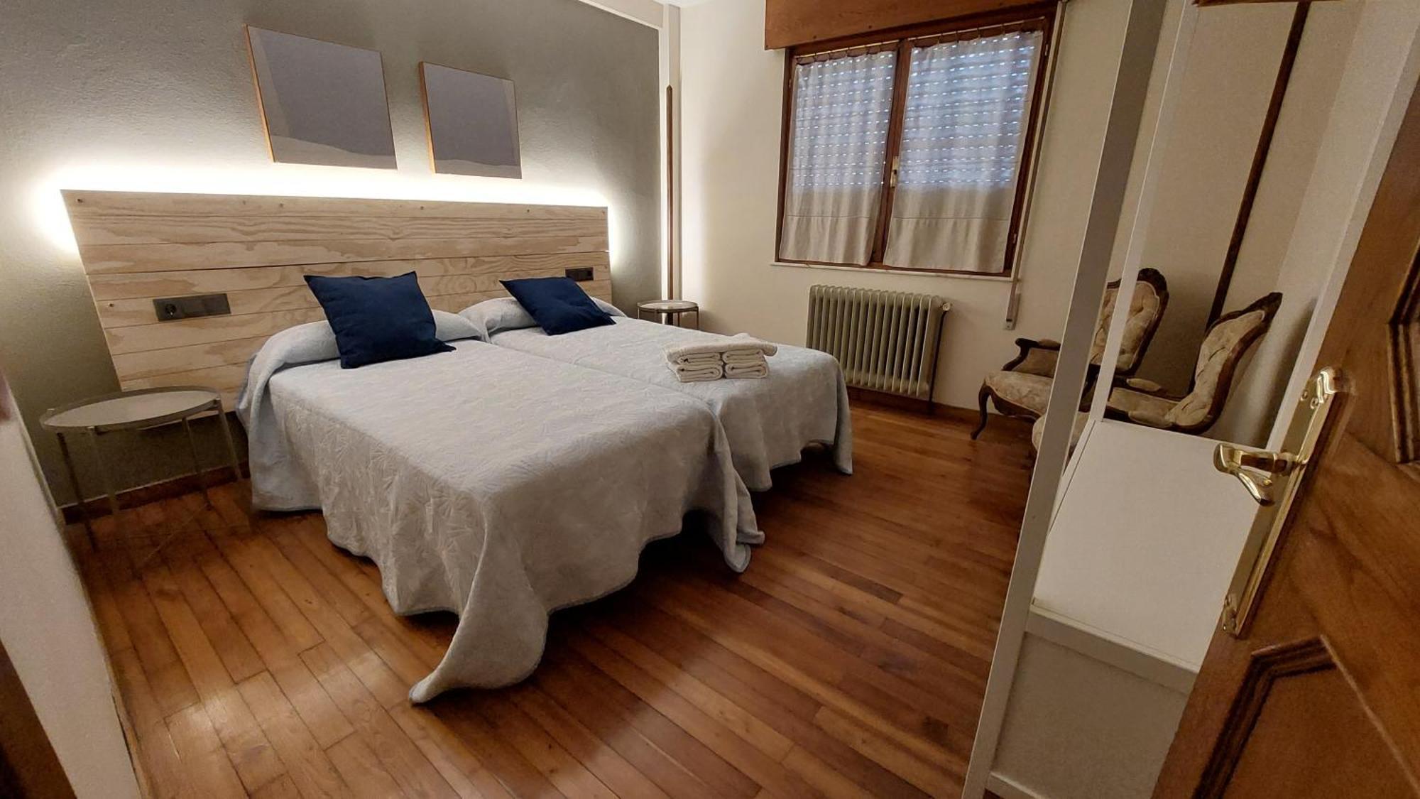 Villa Isabel 2 Llaves Арриондас Экстерьер фото